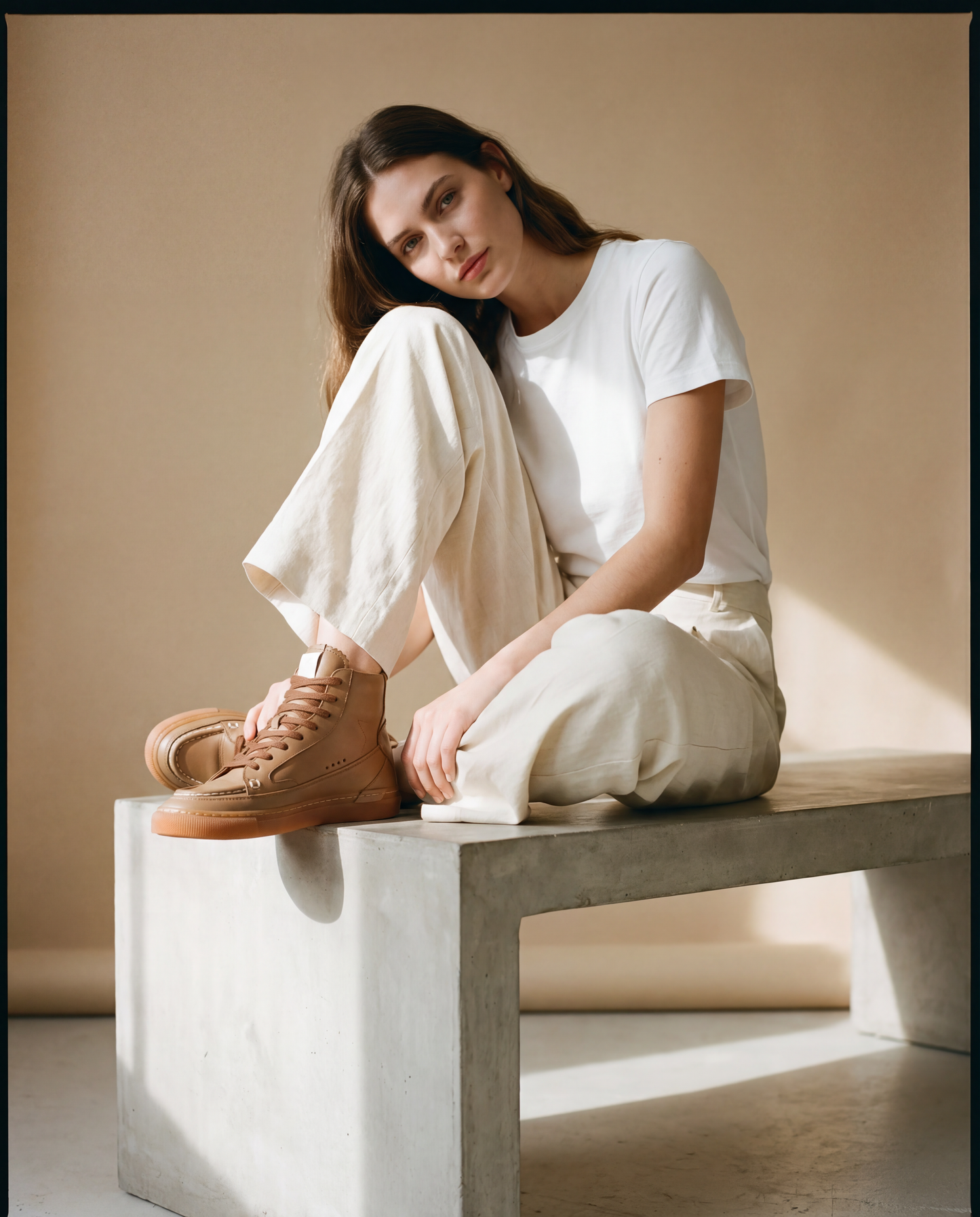 High Top Capuccino – Sneaker artesanal (Preventa)