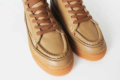 High Top Capuccino – Sneaker artesanal (Preventa)