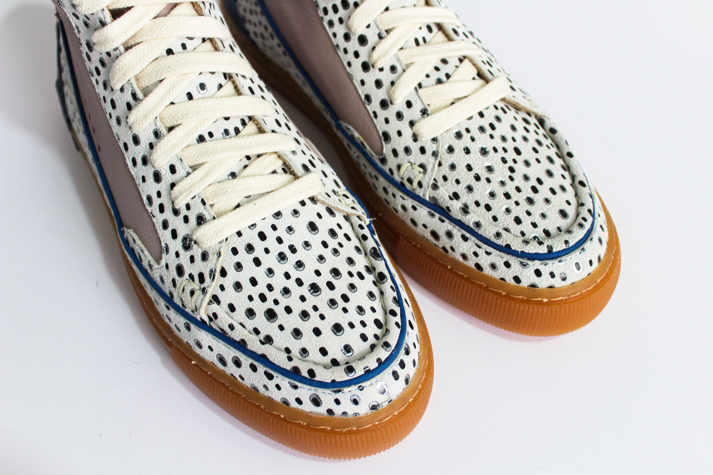 HIGH TOP DOTS |  PREVENTA