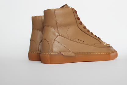 High Top Capuccino – Sneaker artesanal (Preventa)